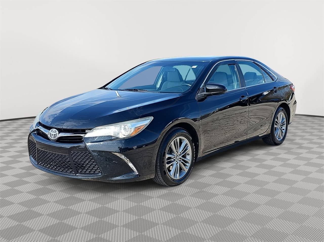 2015 Toyota Camry SE — Sedan — 122,556 mi — Kansas City, MO