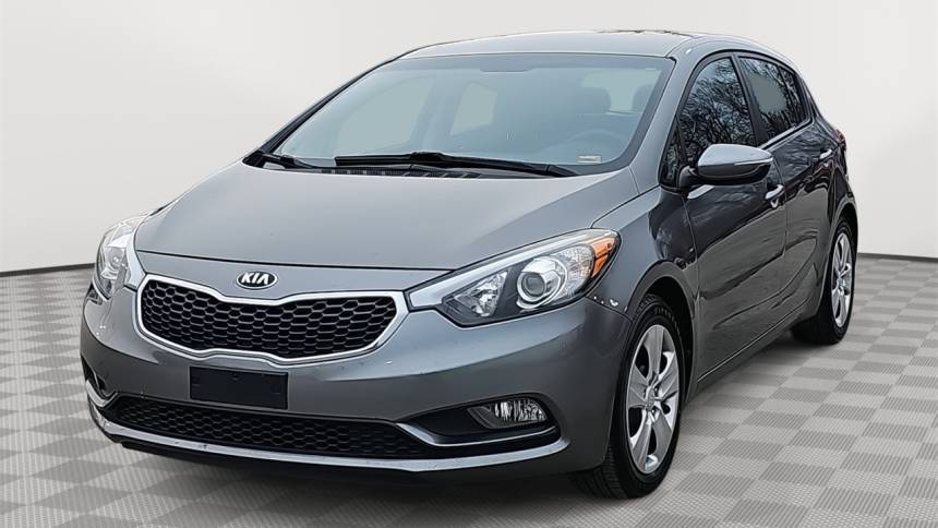 2016 Kia Forte LX — Hatchback — 100,724 mi — Kansas City, MO