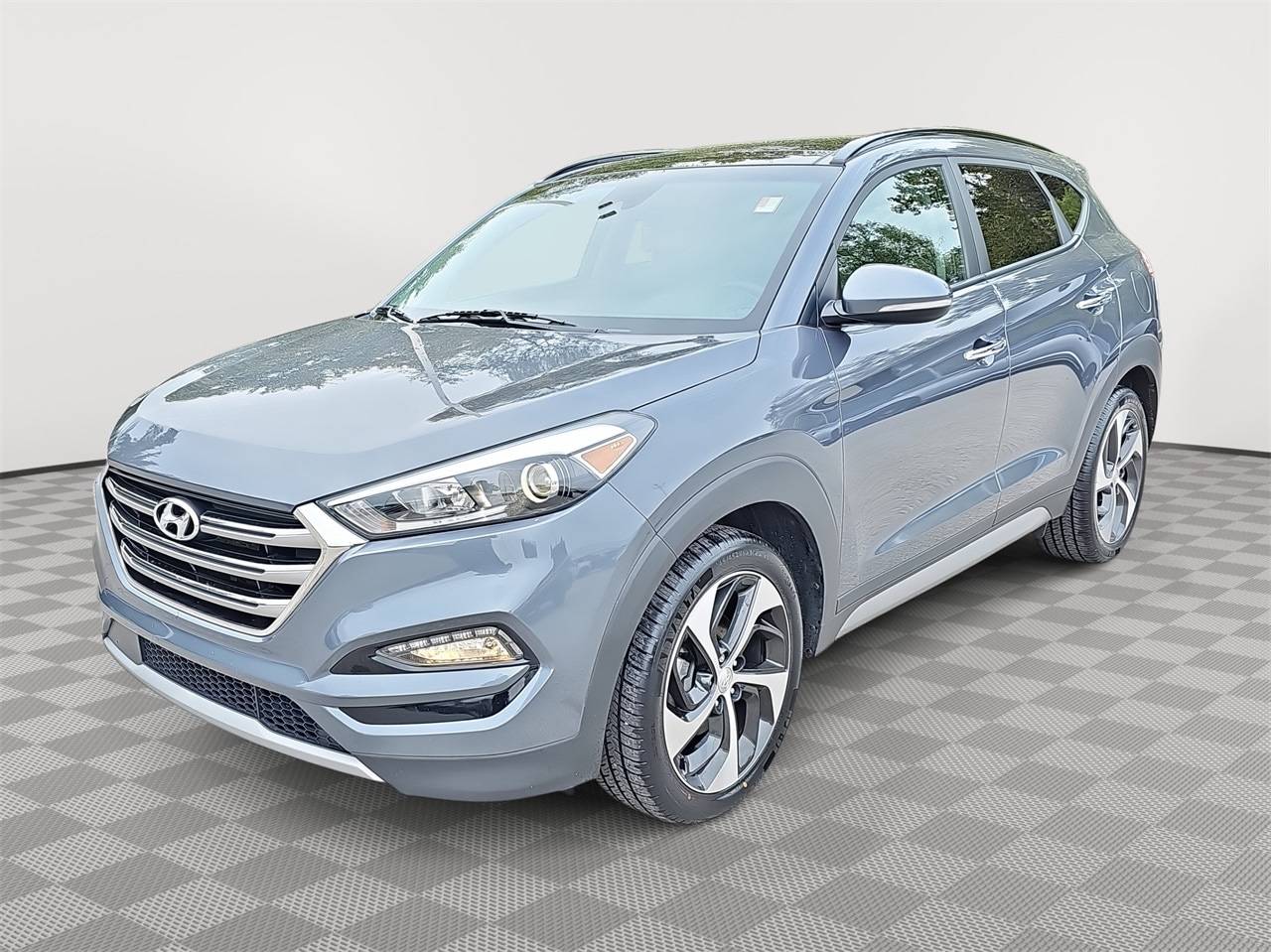 2017 Hyundai Tucson Limited — SUV — 90,116 mi — Kansas City, MO