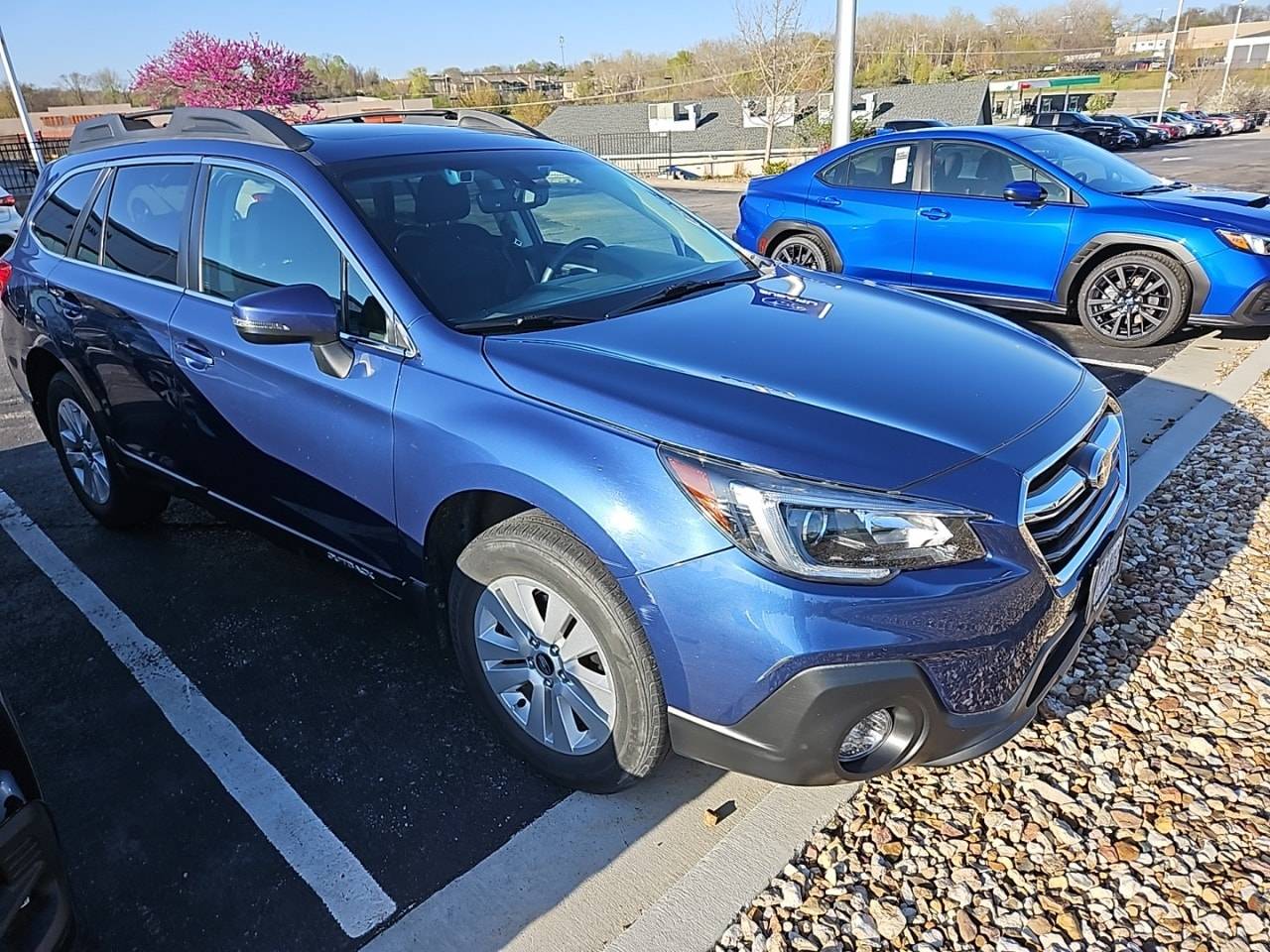 2019 Subaru Outback 2.5i Premium — SUV — 87,388 mi — Kansas City, MO