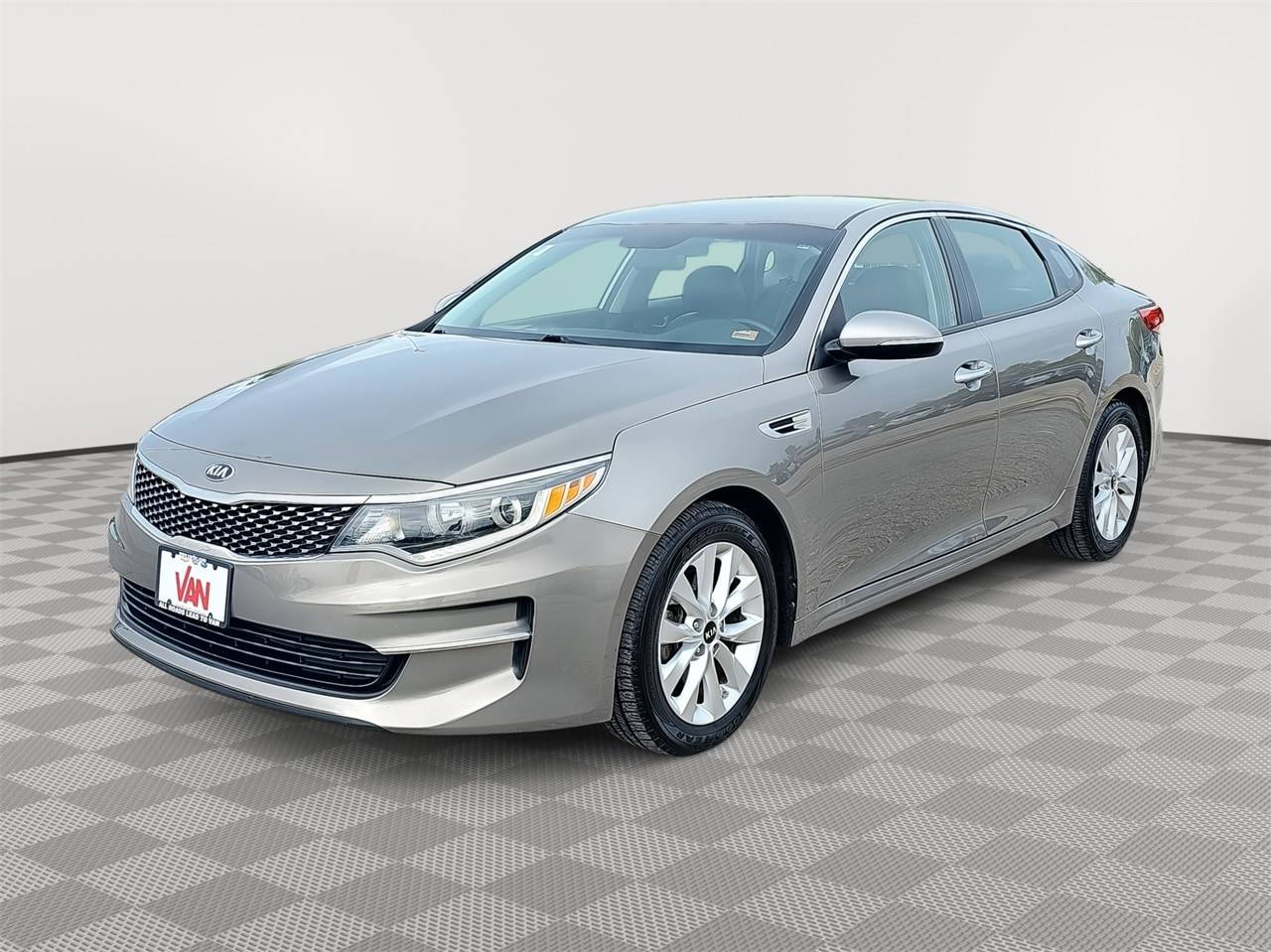 2018 Kia Optima EX — Sedan — 97,207 mi — Kansas City, MO