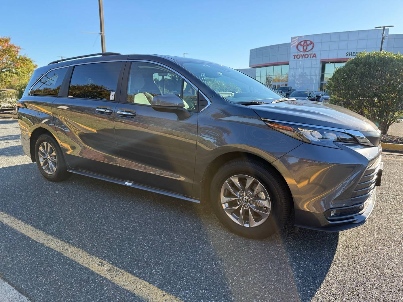 2025 Toyota Sienna XLE — Minivan — 7,271 mi — Stafford, VA