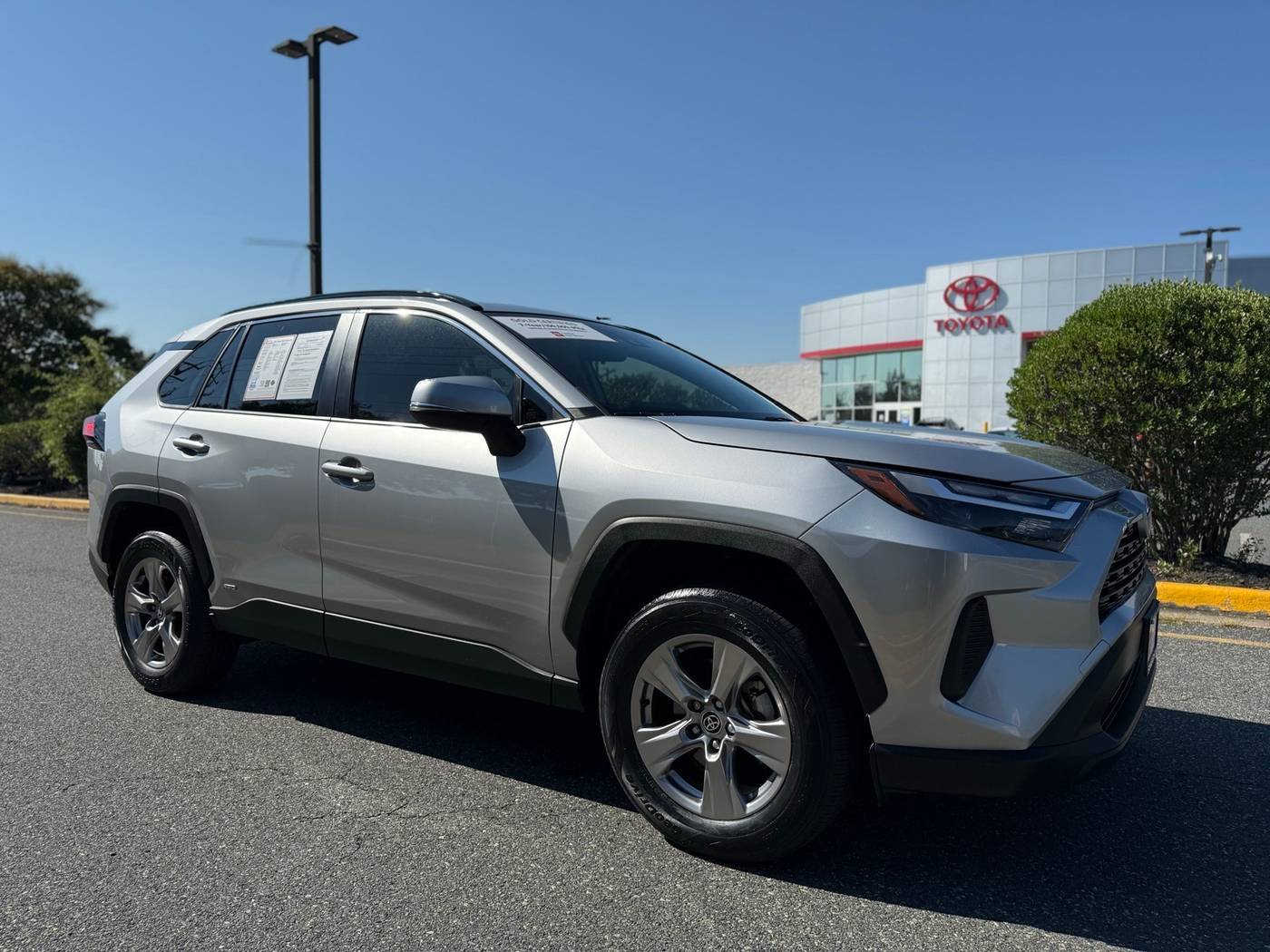 2024 Toyota RAV4 Hybrid XLE — SUV — 21,370 mi — Stafford, VA