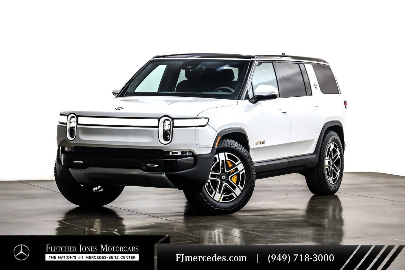 2022 Rivian R1S