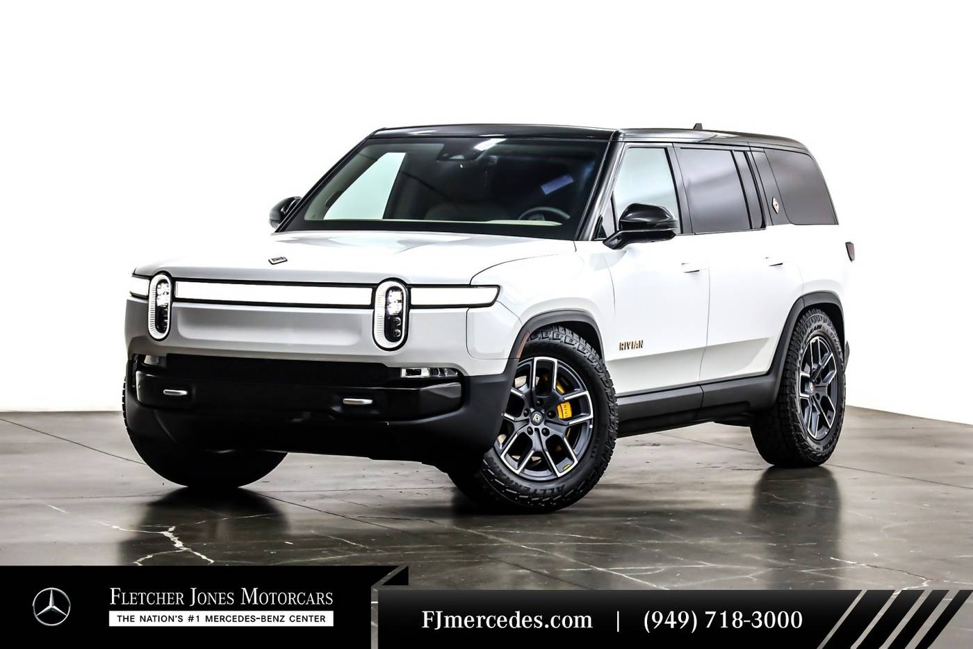 2023 Rivian R1S