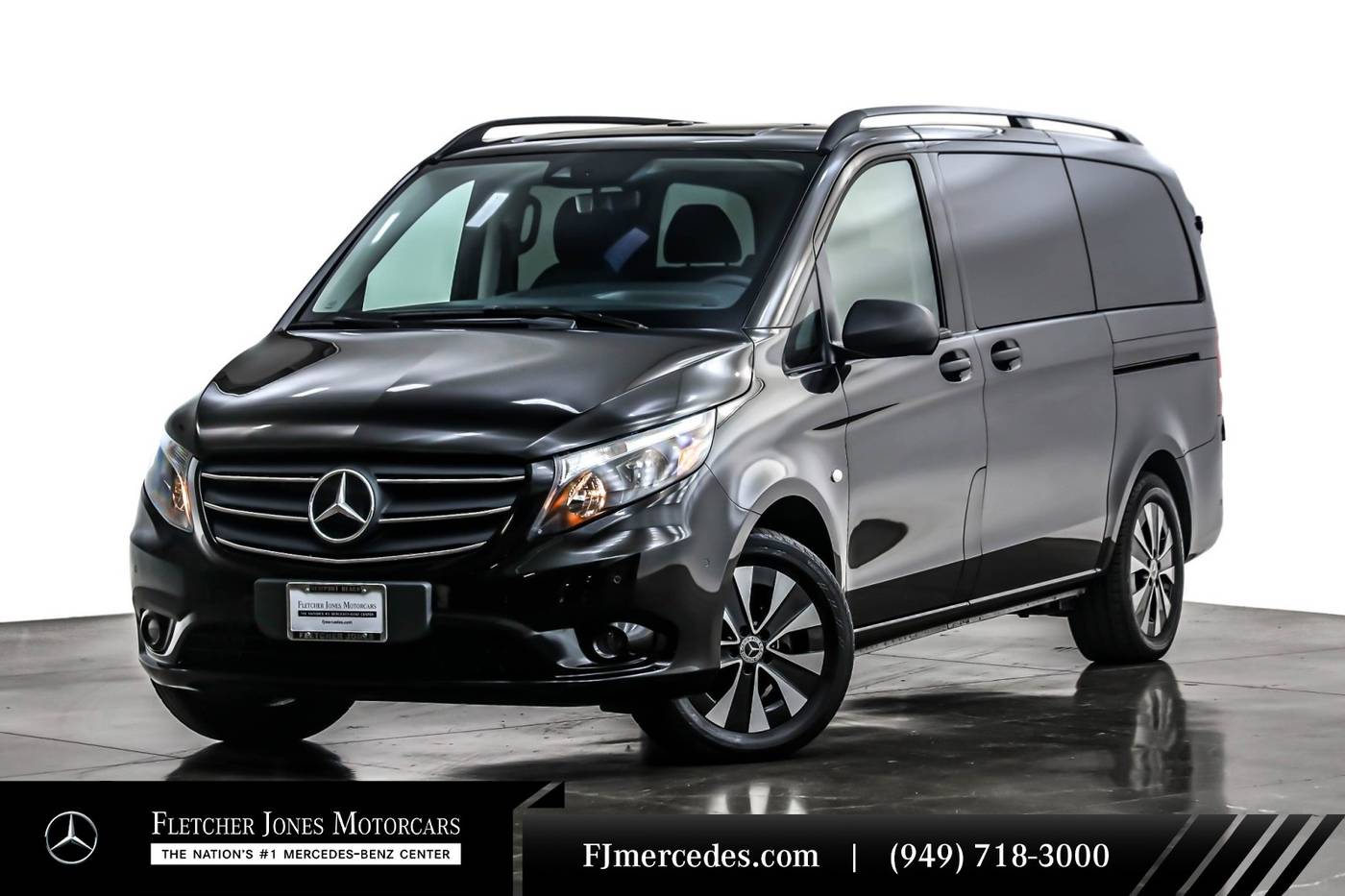 2023 Mercedes-Benz Metris Passenger Van Standard — Passenger Van — 11,113 mi — Newport Beach, CA