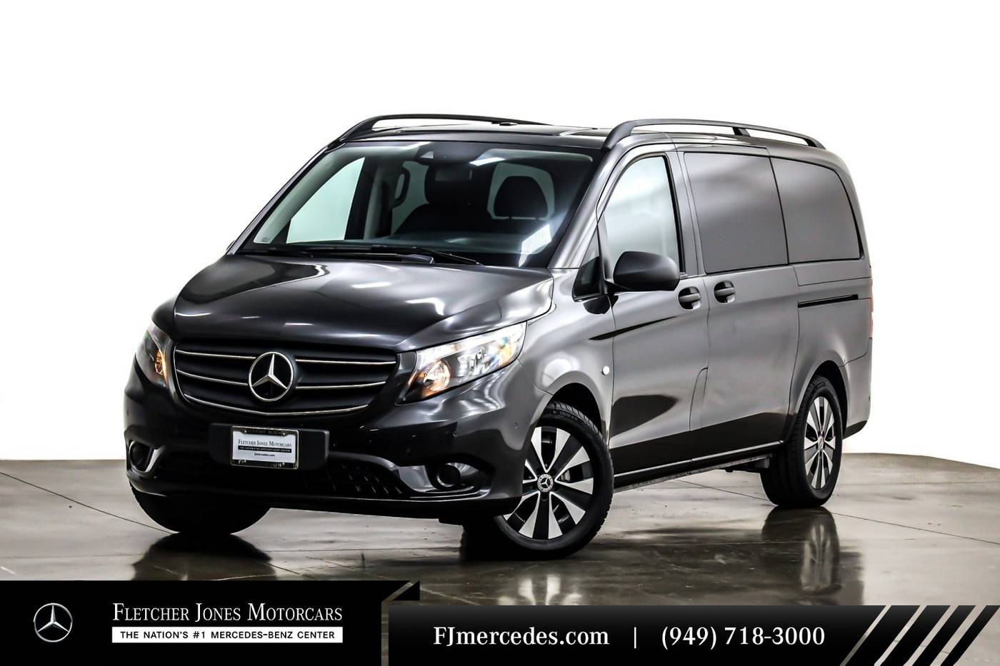 2022 Mercedes-Benz Metris Passenger Van Standard — Passenger Van — 14,991 mi — Newport Beach, CA