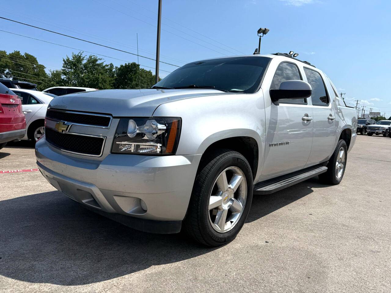 2011 Chevrolet Avalanche LT — Pickup Truck — 164,211 mi — N Richland Hills, TX