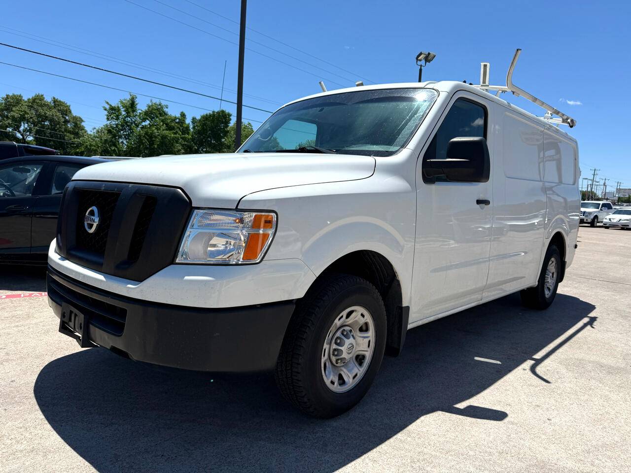 2021 Nissan NV Cargo NV2500 HD SV — Cargo Van — 133,682 mi — N Richland Hills, TX