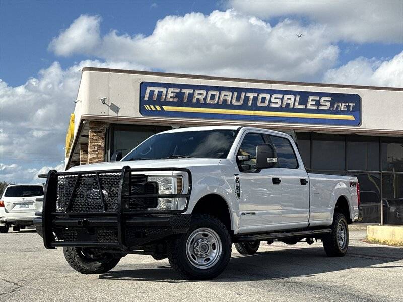 2019 Ford Super Duty F-350 XL — Pickup Truck — 111,871 mi — Arlington, TX