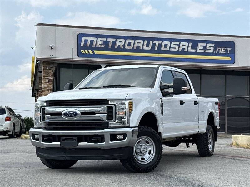 2018 Ford Super Duty F-350 XLT — Pickup Truck — 106,615 mi — Arlington, TX