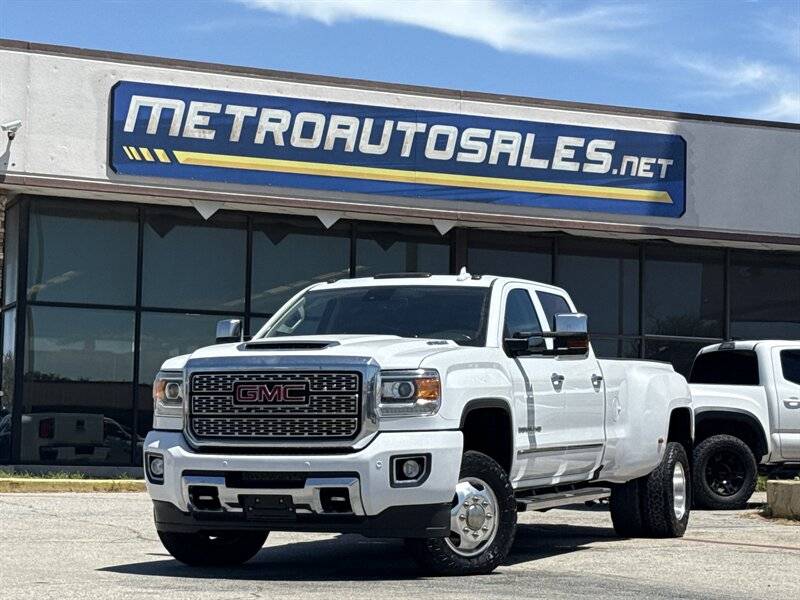 2019 GMC Sierra 3500HD Denali — Pickup Truck — 170,909 mi — Arlington, TX