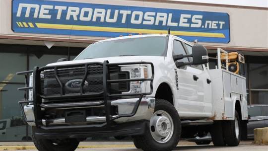 2018 Ford Super Duty F-350 Chassis Cab XL — Chassis Cab Truck — 221,444 mi — Arlington, TX