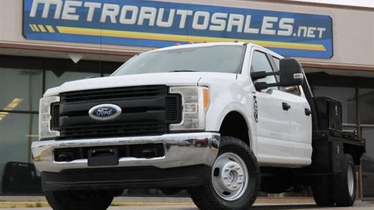 2017 Ford Super Duty F-350 Chassis Cab XL — Chassis Cab Truck — 229,169 mi — Arlington, TX