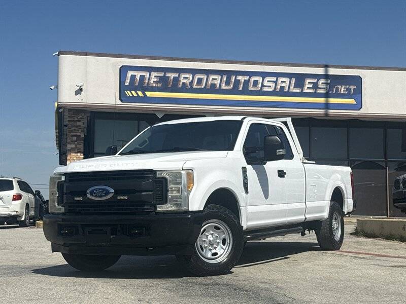 2017 Ford Super Duty F-250 Lariat — Pickup Truck — 150,047 mi — Arlington, TX