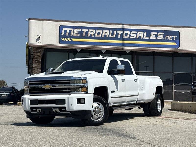2019 Chevrolet Silverado 3500HD High Country — Pickup Truck — 210,965 mi — Arlington, TX