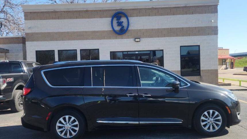 2018 Chrysler Pacifica Touring L — Minivan — 91,455 mi — Ft Worth, TX