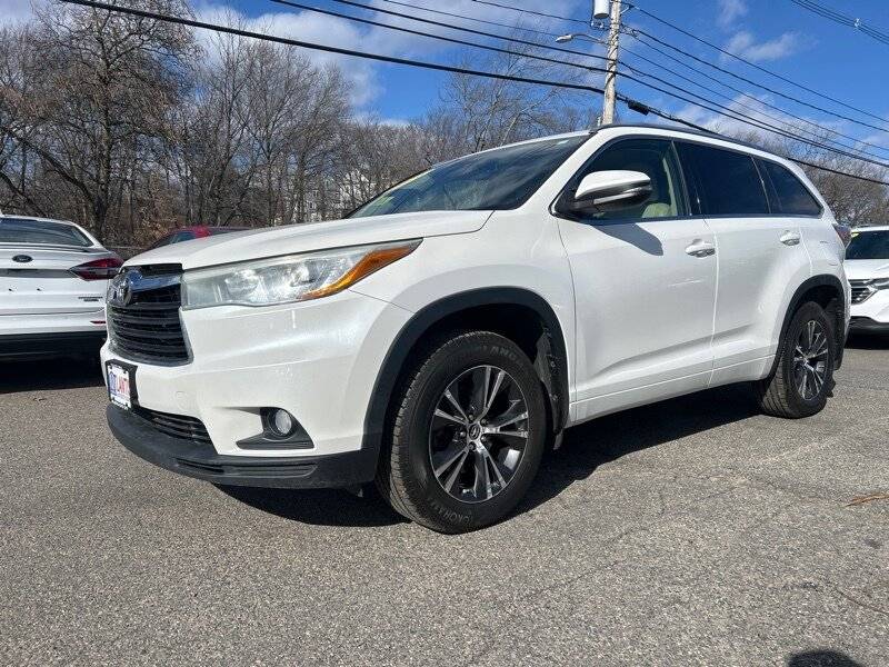 2016 Toyota Highlander XLE — SUV — 117,273 mi — Framingham, MA