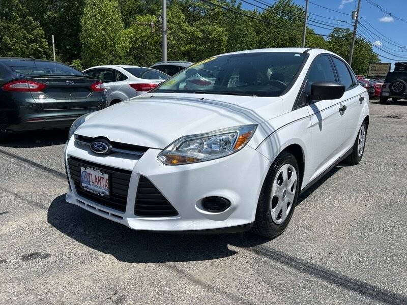 2014 Ford Focus S — Sedan — 22,840 mi — Framingham, MA
