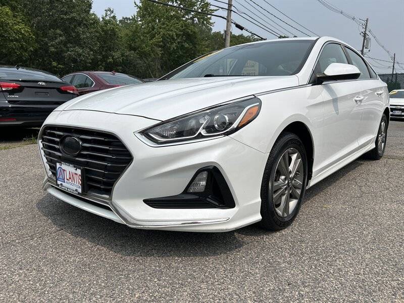 2018 Hyundai Sonata SE — Sedan — 90,552 mi — Framingham, MA