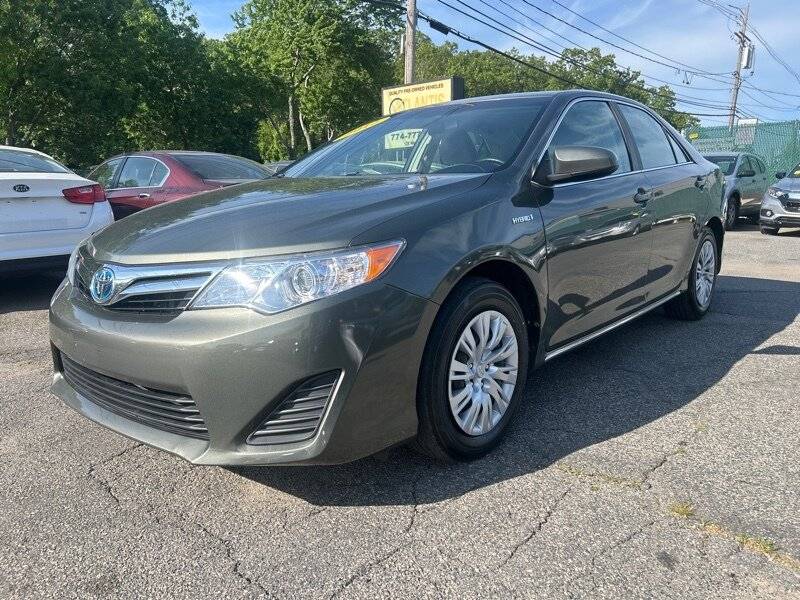 2012 Toyota Camry Hybrid LE — Sedan — 127,888 mi — Framingham, MA