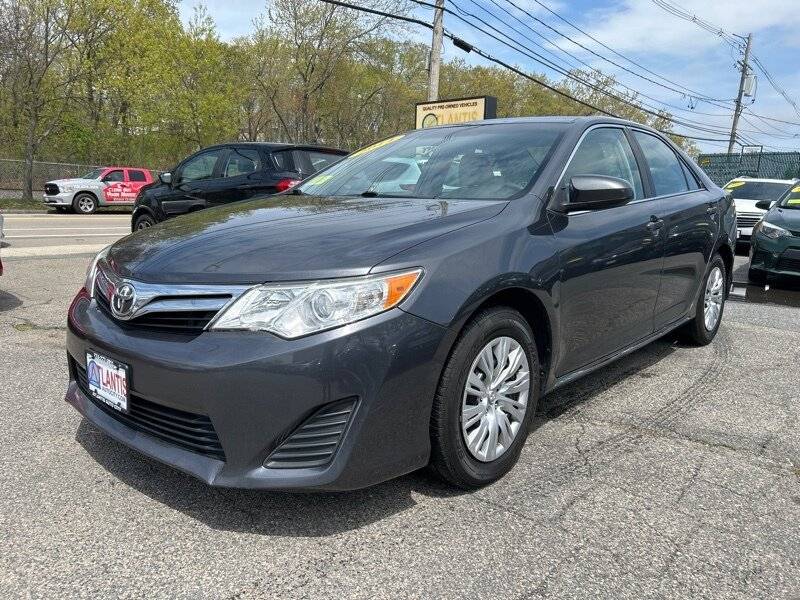 2014 Toyota Camry LE — Sedan — 122,287 mi — Framingham, MA