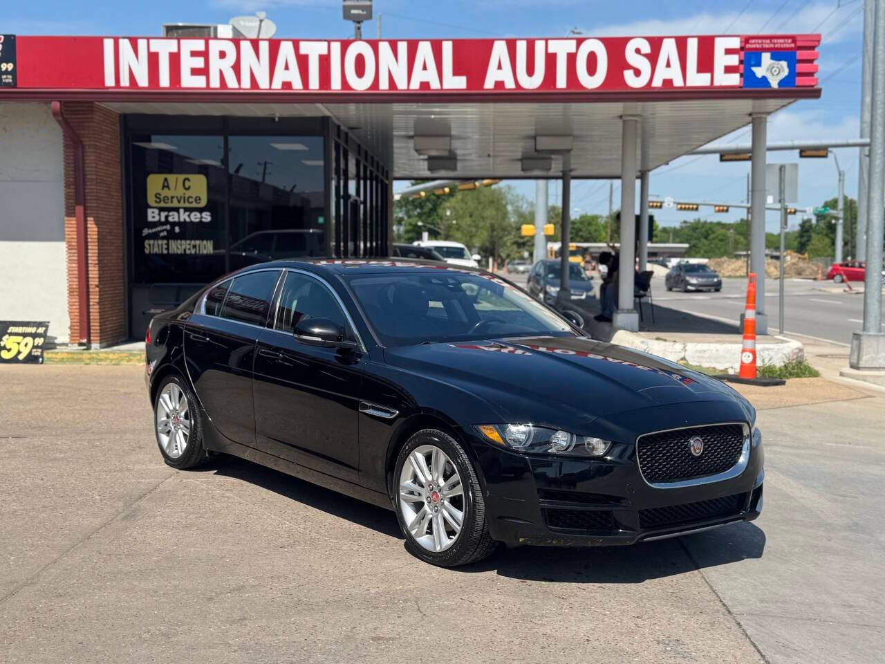 2019 Jaguar XE Standard — Sedan — 68,574 mi — Garland, TX