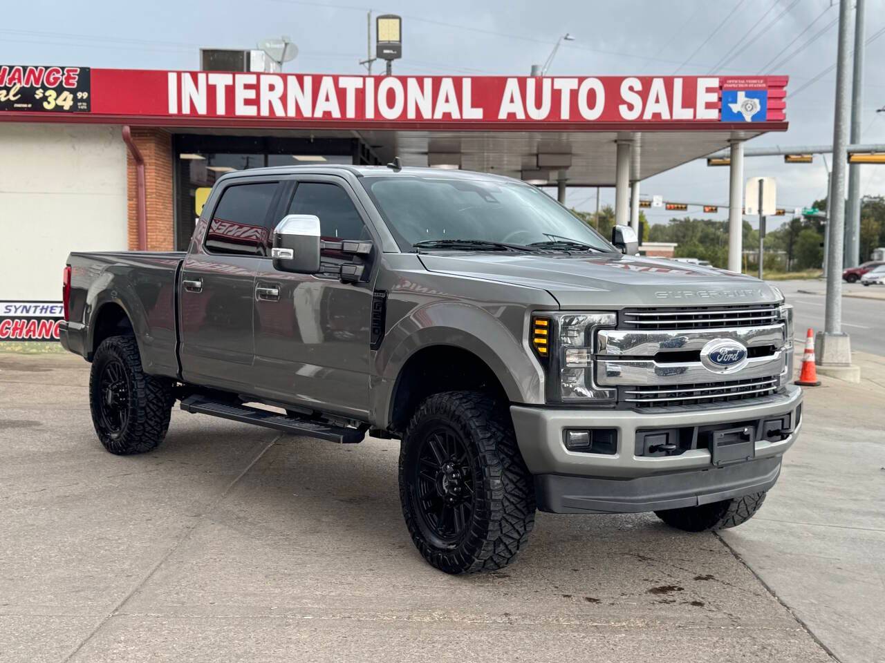 2019 Ford Super Duty F-250 Lariat — Pickup Truck — 114,989 mi — Garland, TX