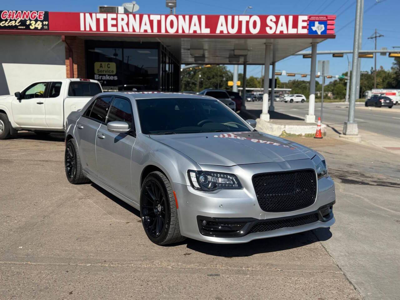 2022 Chrysler 300 S — Sedan — 32,694 mi — Garland, TX
