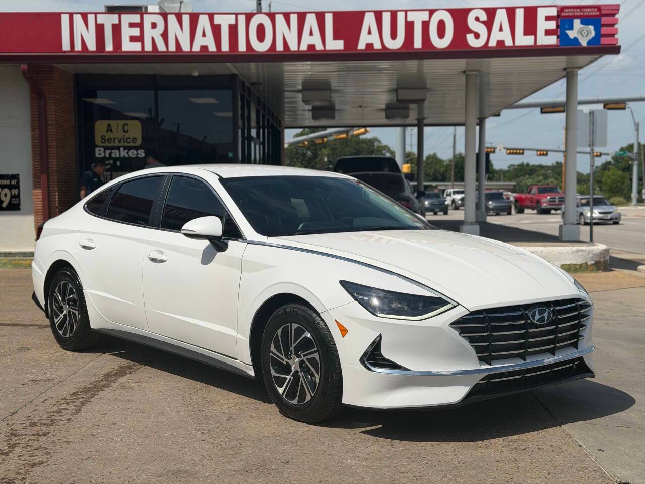 2023 Hyundai Sonata Hybrid Blue