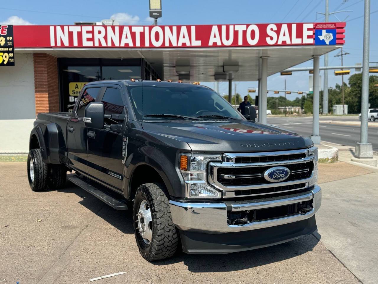 2019 Ford Super Duty F-350 XL — Pickup Truck — 91,794 mi — Garland, TX