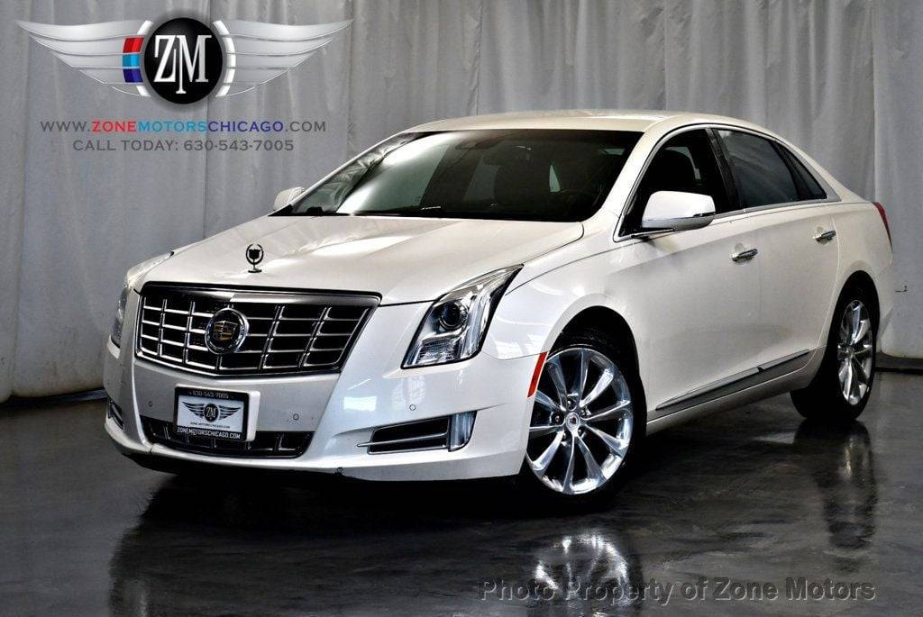 2013 Cadillac XTS Premium — Sedan — 106,236 mi — Addison, IL