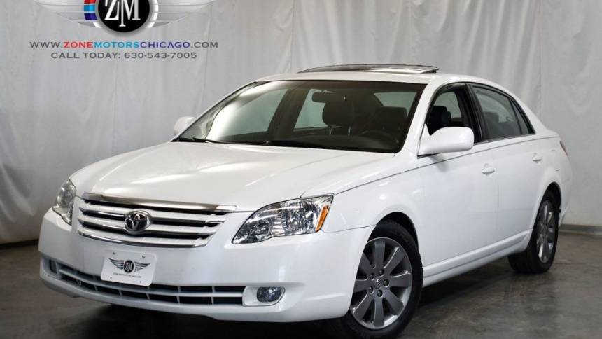 2005 Toyota Avalon XL — Sedan — 186,822 mi — Addison, IL
