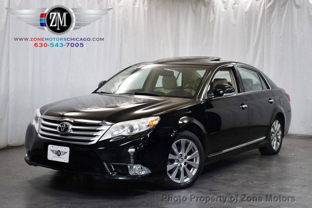 2011 Toyota Avalon Limited — Sedan — 165,169 mi — Addison, IL