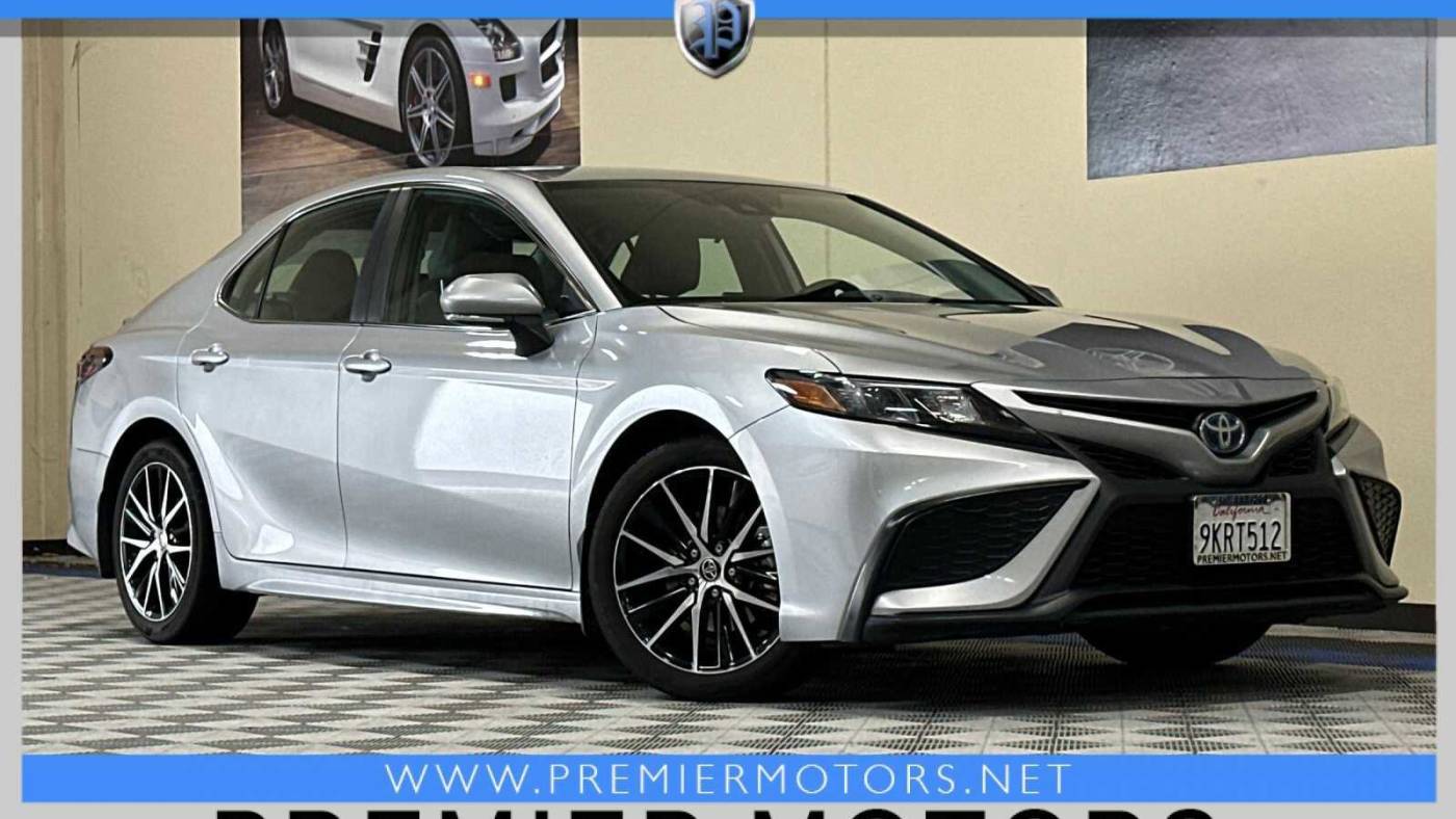2024 Toyota Camry Hybrid SE — Sedan — 42,309 mi — Hayward, CA