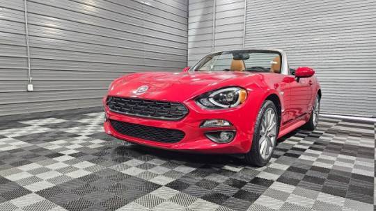 2019 FIAT 124 Spider Lusso — Convertible — 8,514 mi — Sykesville, MD