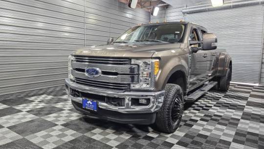 2017 Ford Super Duty F-350 XLT — Pickup Truck — 57,476 mi — Sykesville, MD