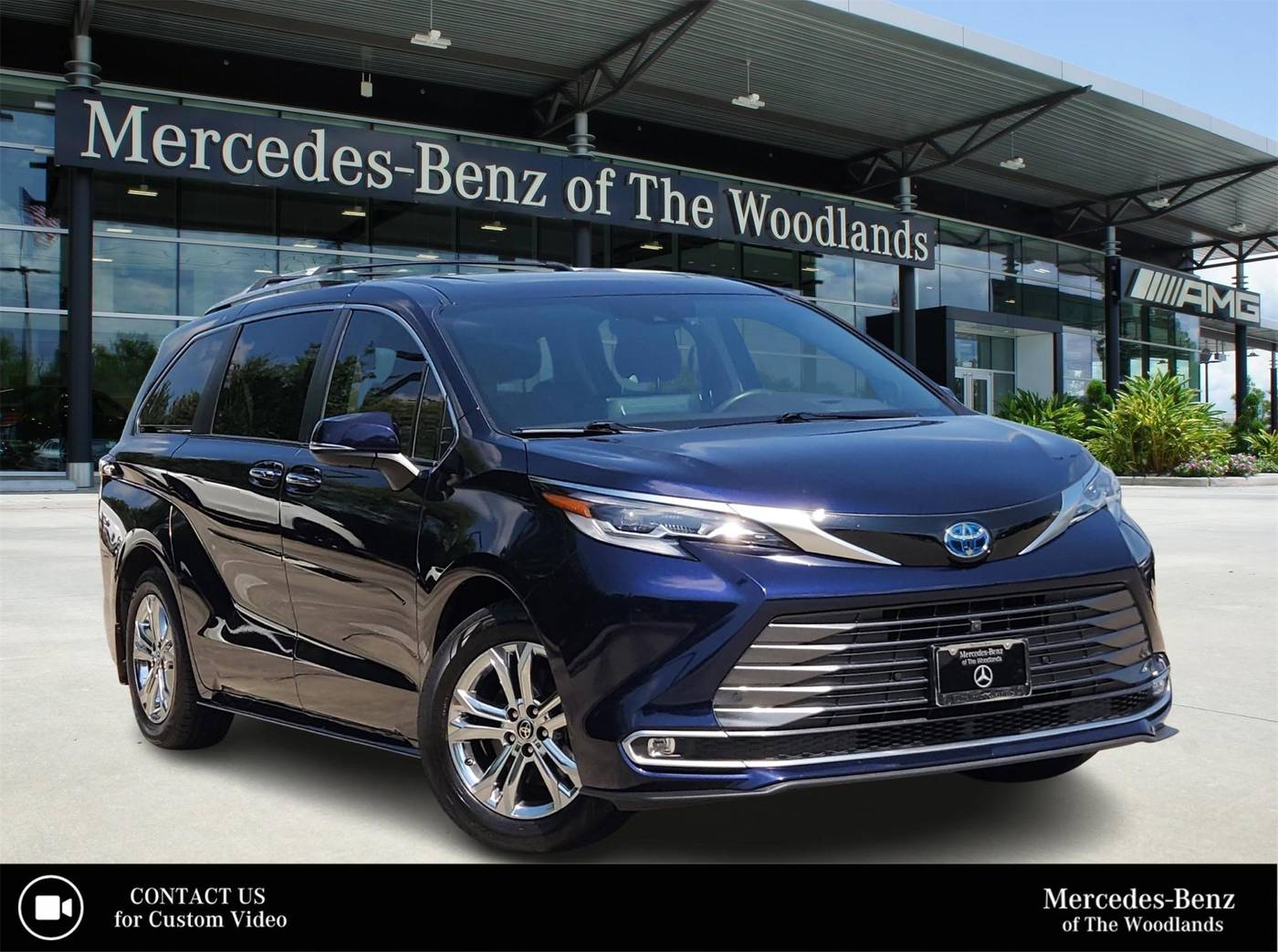 2022 Toyota Sienna Platinum — Minivan — 68,491 mi — The Woodlands, TX