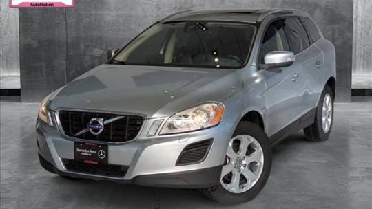 2013 Volvo XC60 3.2L — SUV — 142,901 mi — Bellevue, WA