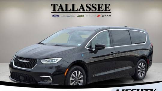 2023 Chrysler Pacifica Hybrid Touring L — Minivan — 64,242 mi — Tallassee, AL
