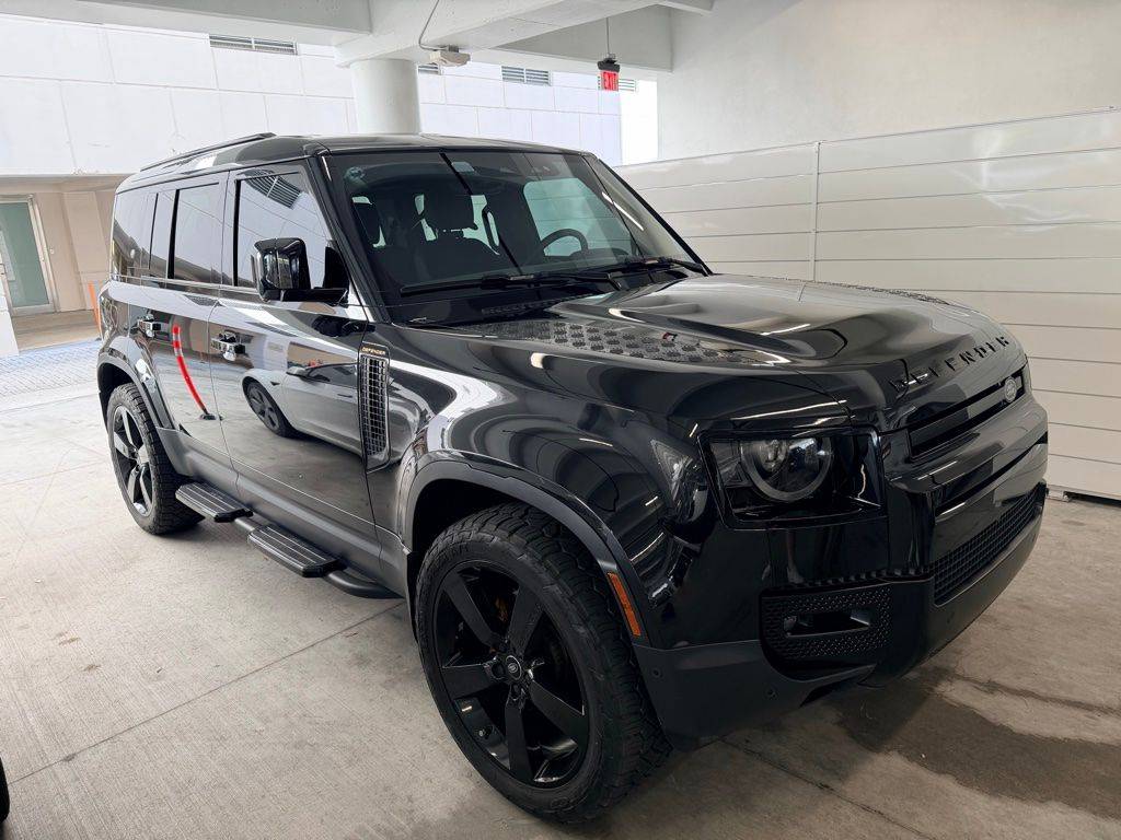 2024 Land Rover Defender S — SUV — 28,940 mi — Coral Gables, FL