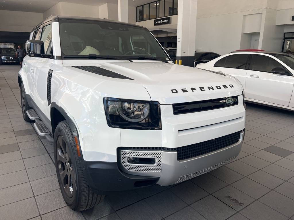 2024 Land Rover Defender S — SUV — 13,961 mi — CORAL GABLES, FL