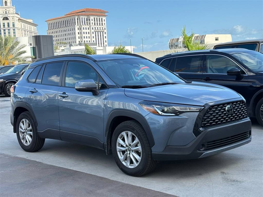 2024 Toyota Corolla Cross LE — SUV — 9,919 mi — CORAL GABLES, FL