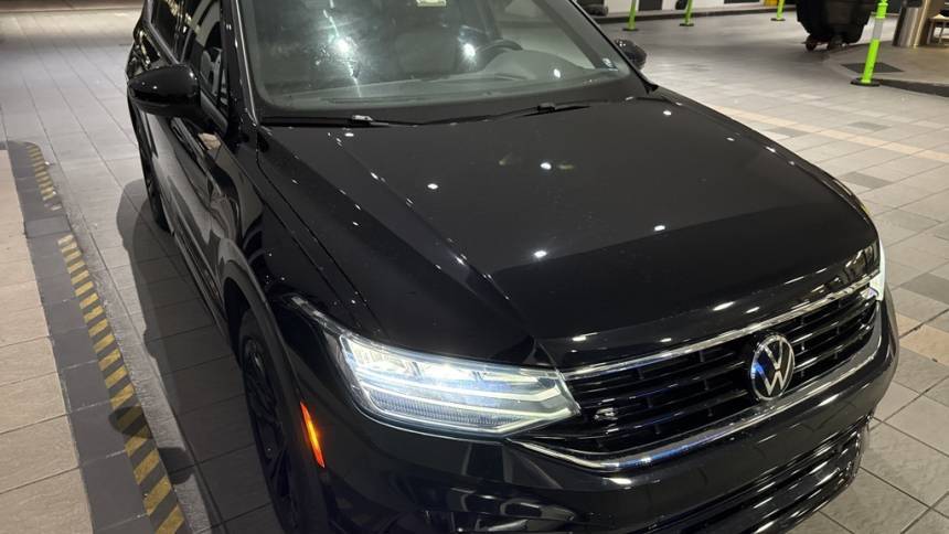 2023 Volkswagen Tiguan SE R-Line Black — SUV — 28,063 mi — CORAL GABLES, FL