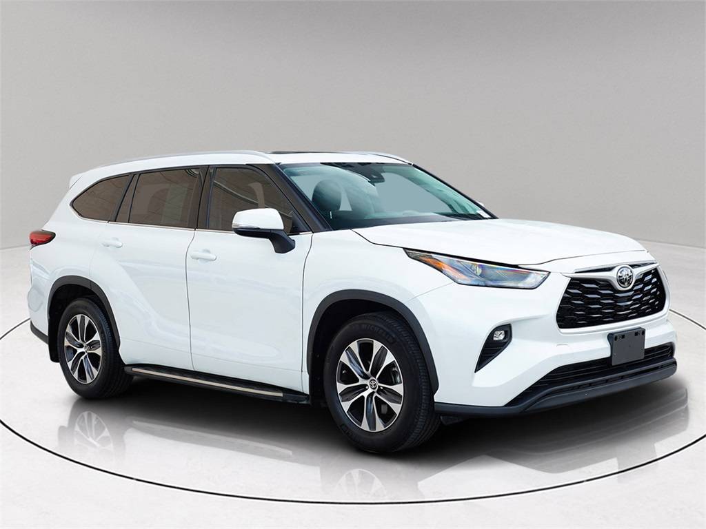 2022 Toyota Highlander XLE — SUV — 29,046 mi — CORAL GABLES, FL