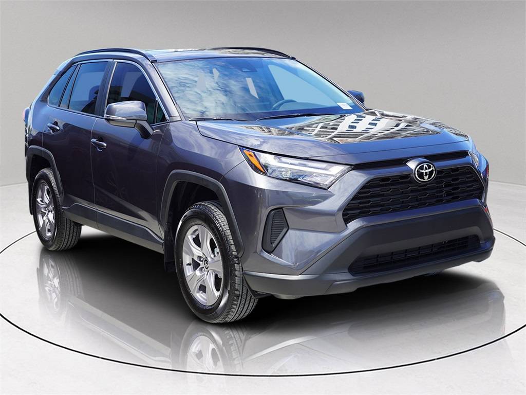 2025 Toyota RAV4 XLE — SUV — 826 mi — CORAL GABLES, FL