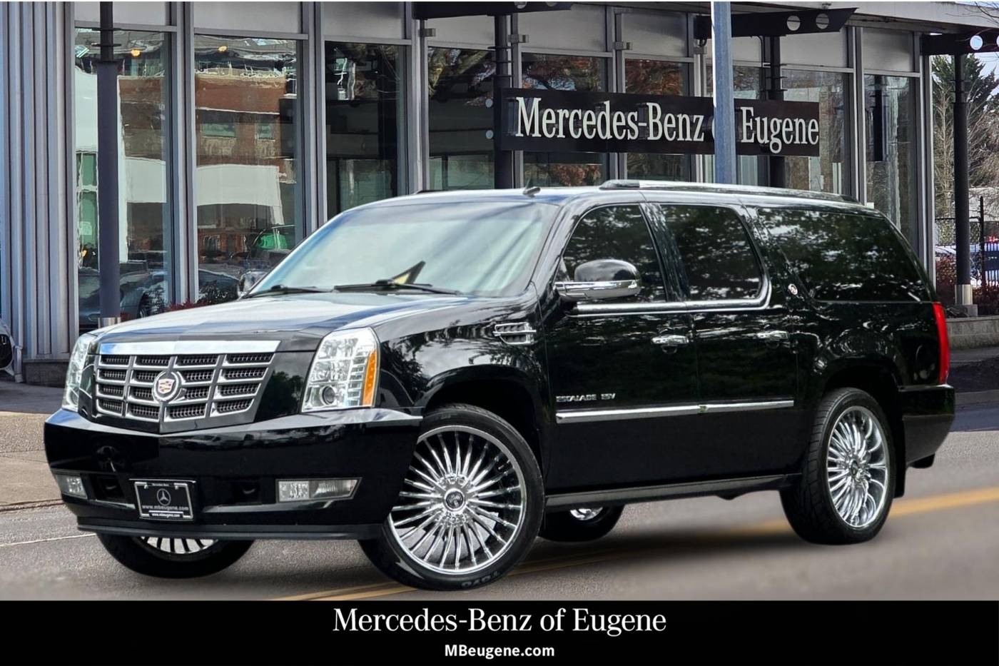 2011 Cadillac Escalade Premium — SUV — 113,474 mi — Eugene, OR