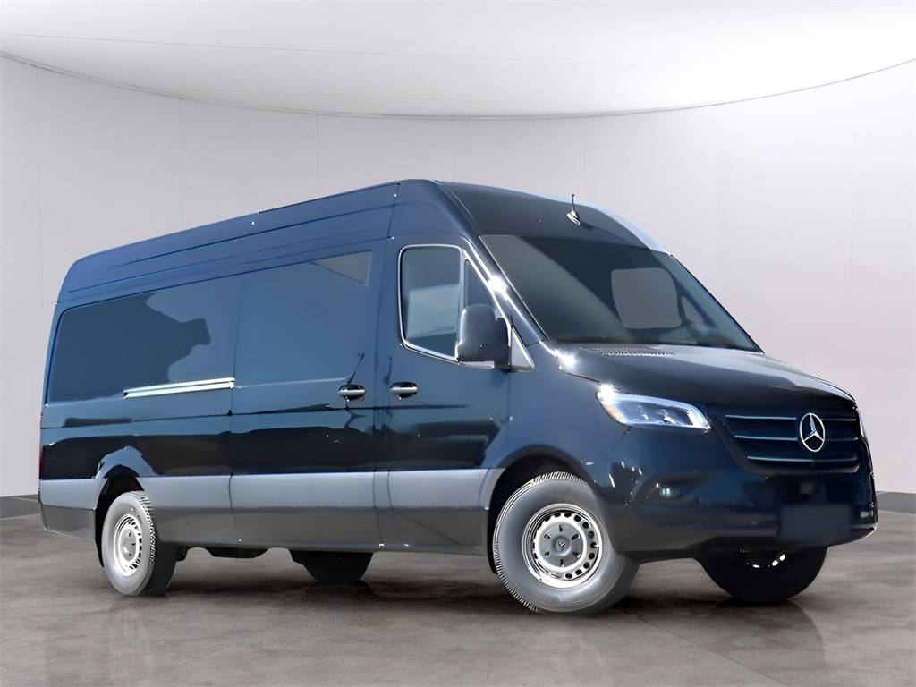 2024 Mercedes-Benz Sprinter Cargo Van 2500 — Cargo Van — 8 mi — Kansas City, MO