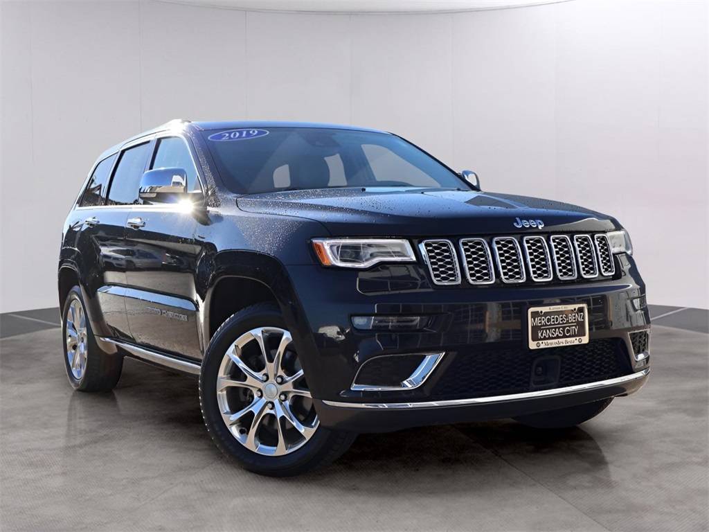 2019 Jeep Grand Cherokee Summit — SUV — 93,536 mi — Kansas City, MO