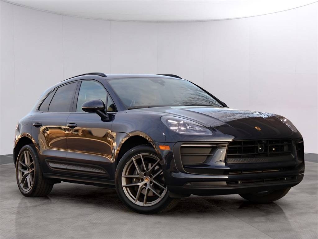 2023 Porsche Macan Standard — SUV — 21,982 mi — Kansas City, MO